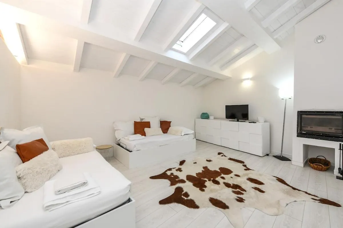 White Loft -Bijou- Tra Verona E Il Lago Di Garda Pescantina
